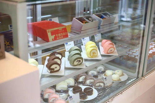 原址變現(xiàn)代工廠 海淀新添網(wǎng)紅打卡地啦 吧臺 休息區(qū) 文創(chuàng)展示區(qū).....